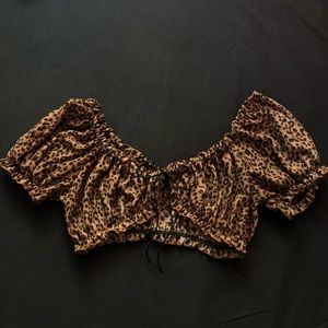 SHEIN | Médium | Leopard pattern top